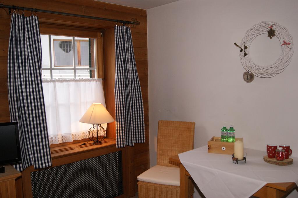 Hotel Arturo Celerina/Schlarigna Exteriör bild